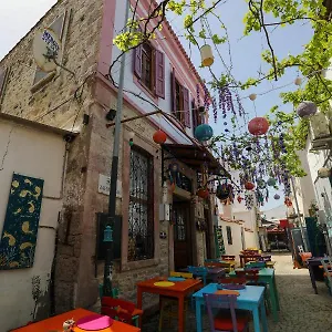 Cunda Pera Pansiyon