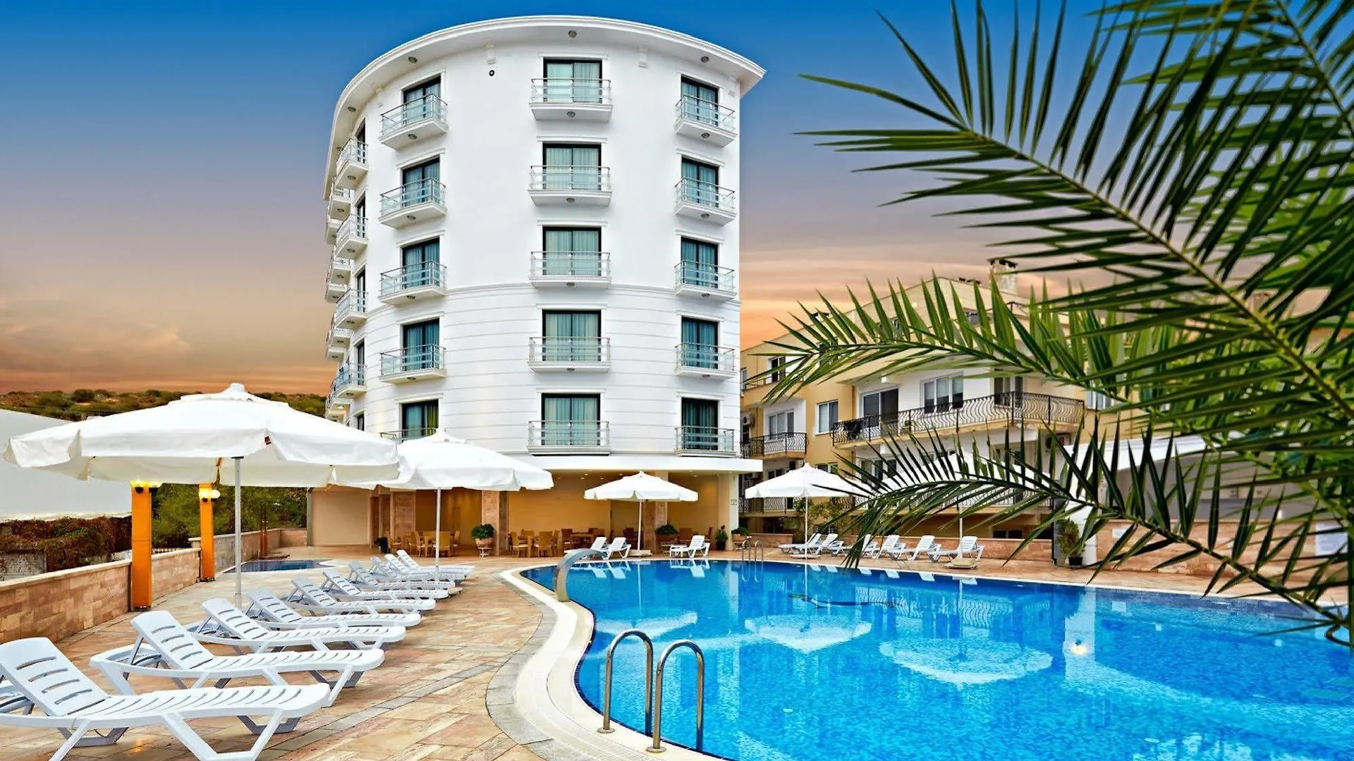 Ayvalik Cinar Hotel